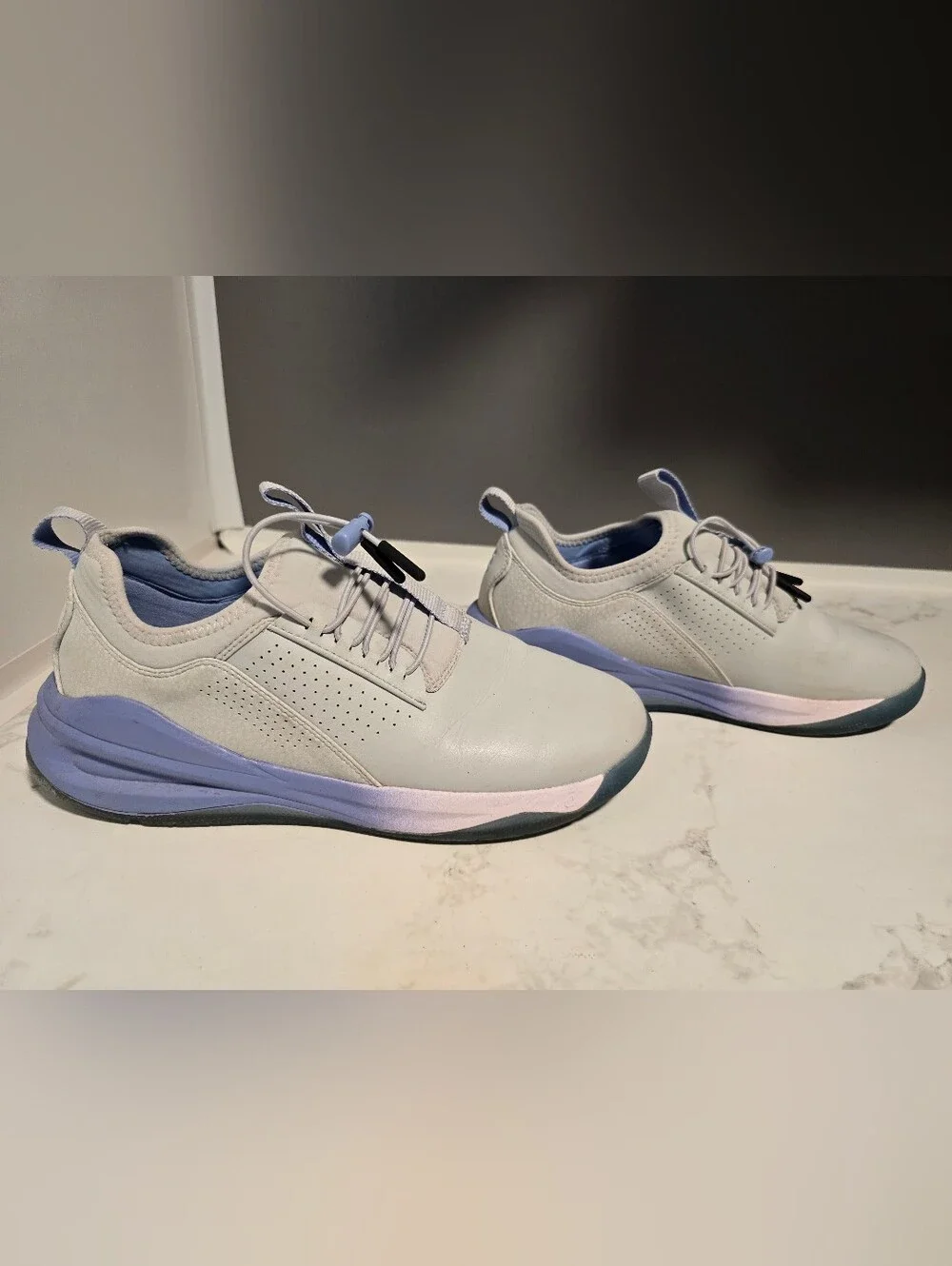 Clove Classic Womens Size 10 Grey Athletic Shoes with Light Blue Accents